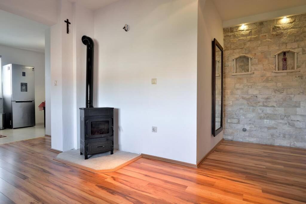 Comfortable Apartment Near Pula Marcana Ngoại thất bức ảnh